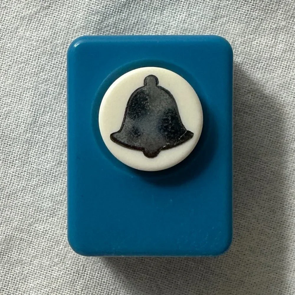 Scrapbooking Paper Punch - Bell Shape